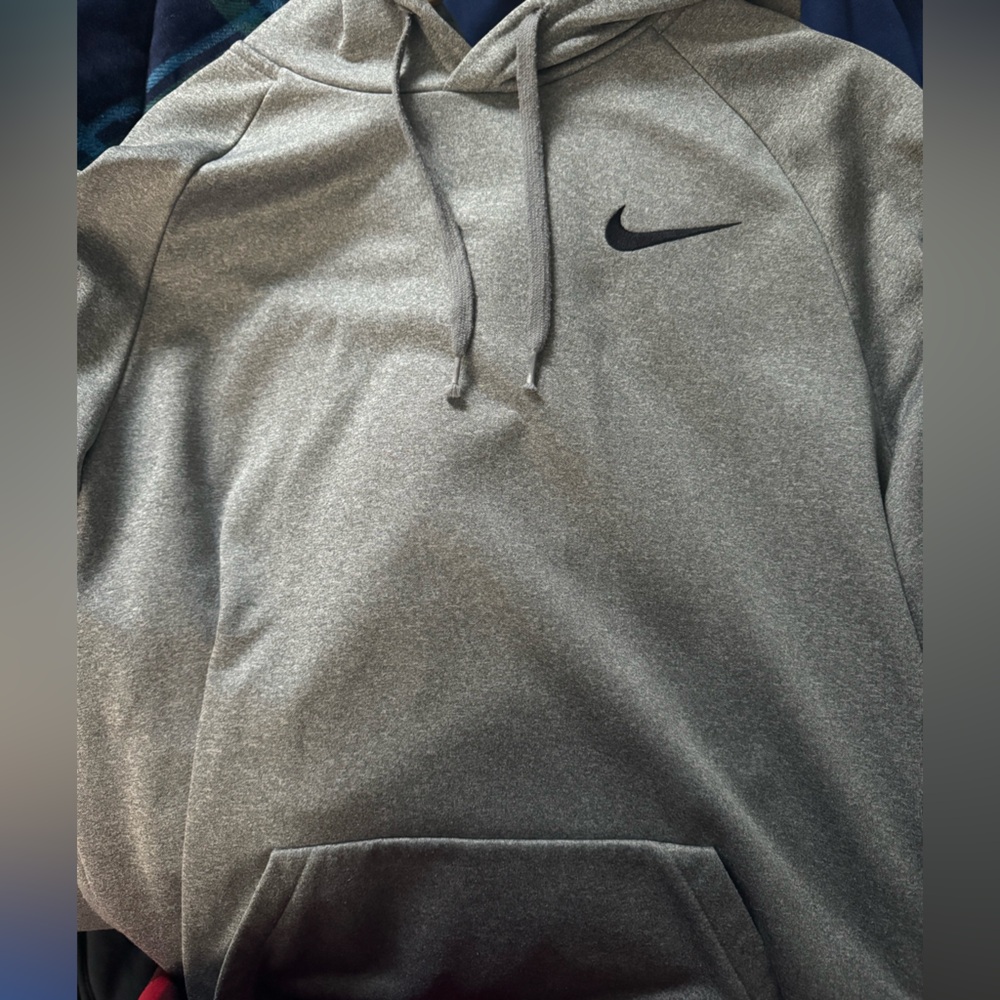 Bundle of Nike and Jordan sweatshirts